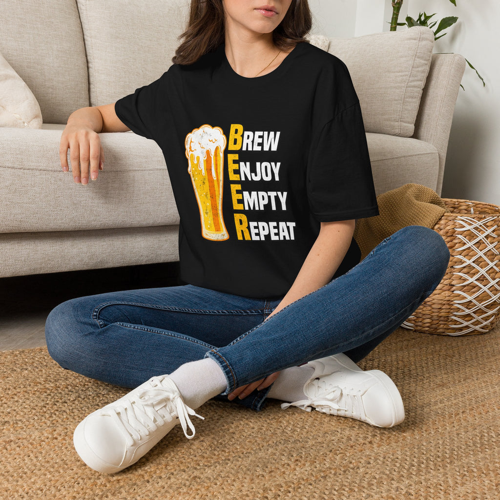 Copy of Öl T-shirt – "B.E.E.R. (Brew, Enjoy, Empty, Repeat)" grafisk tee
