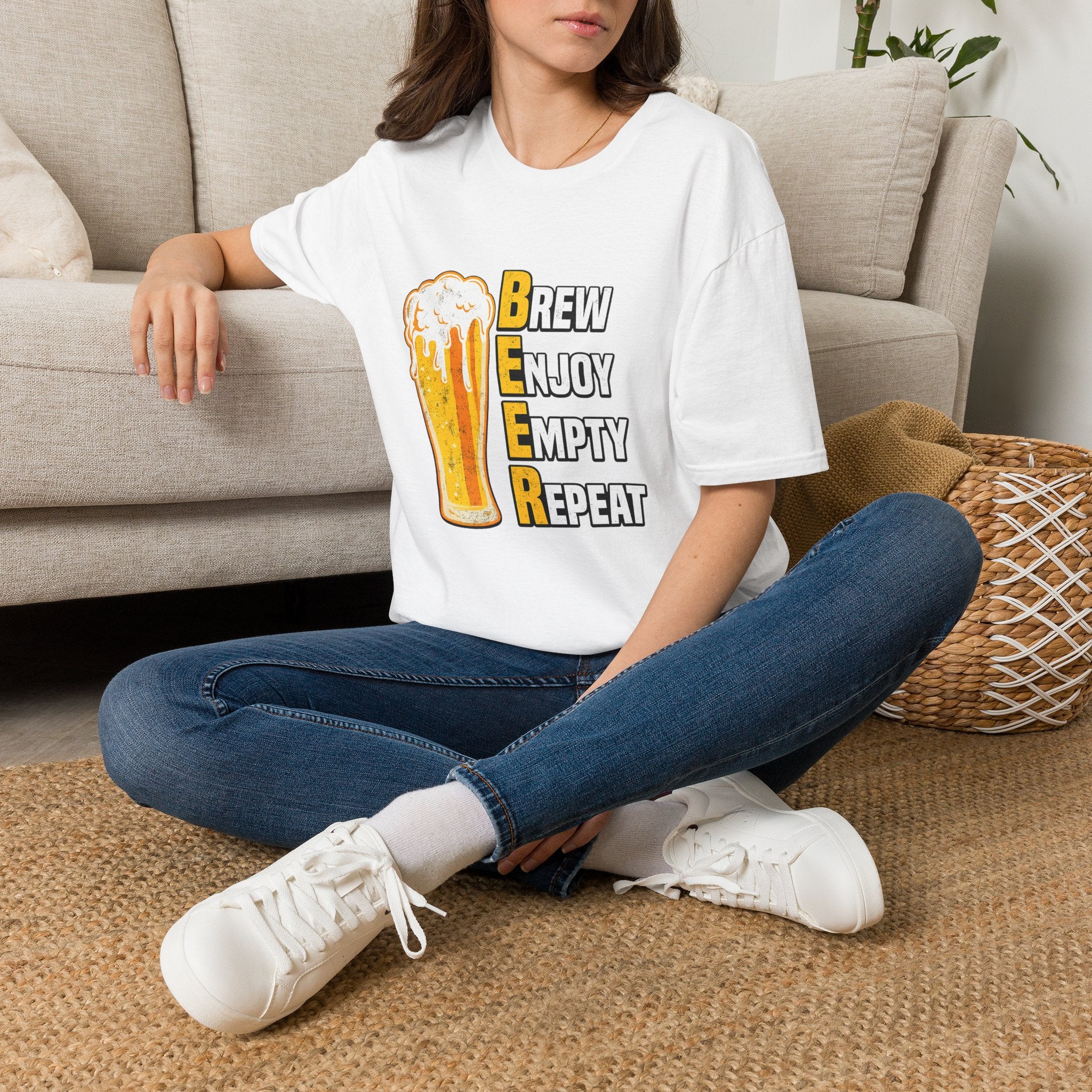 Öl T-shirt – "B.E.E.R. (Brew, Enjoy, Empty, Repeat)" grafisk tee