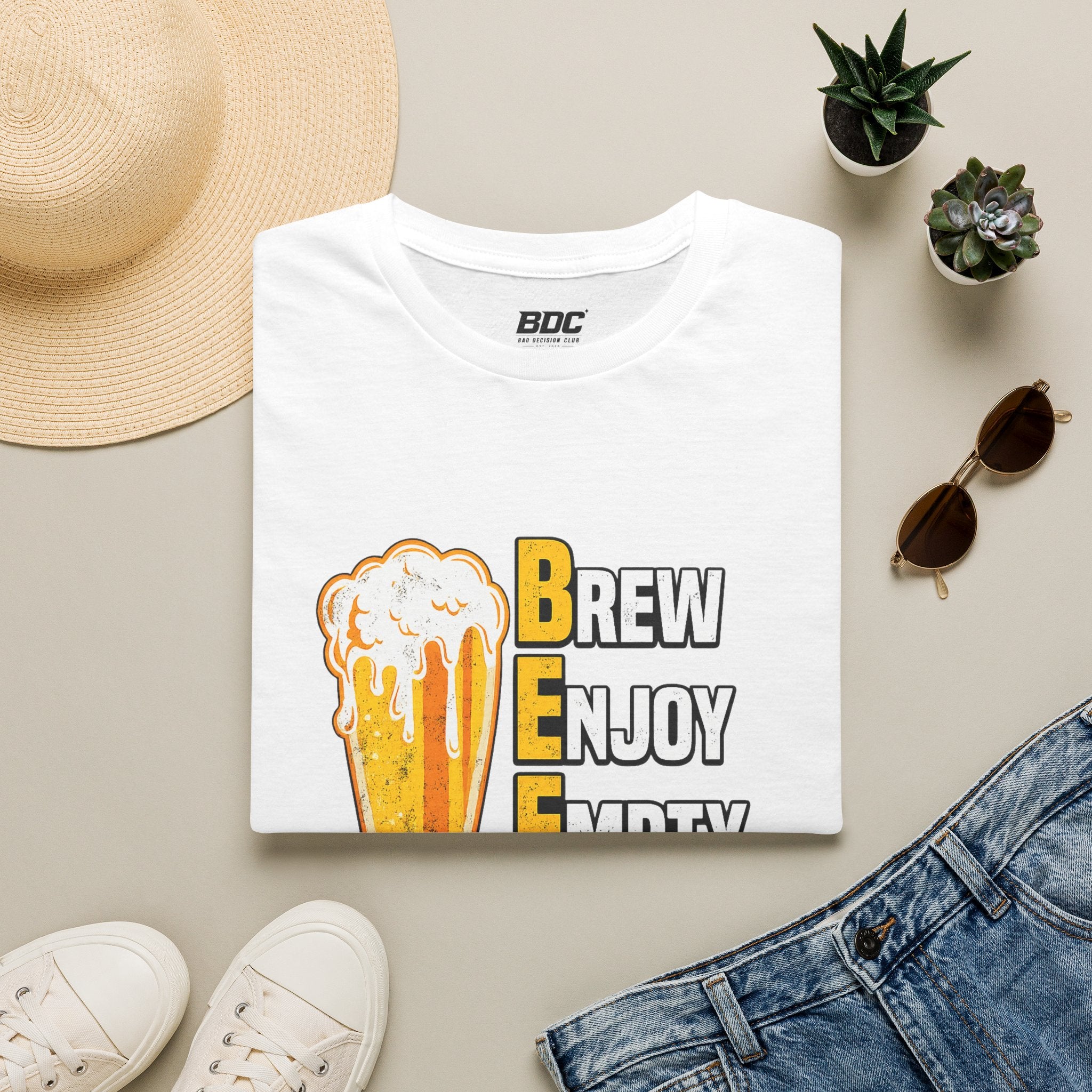 Öl T-shirt – "B.E.E.R. (Brew, Enjoy, Empty, Repeat)" grafisk tee
